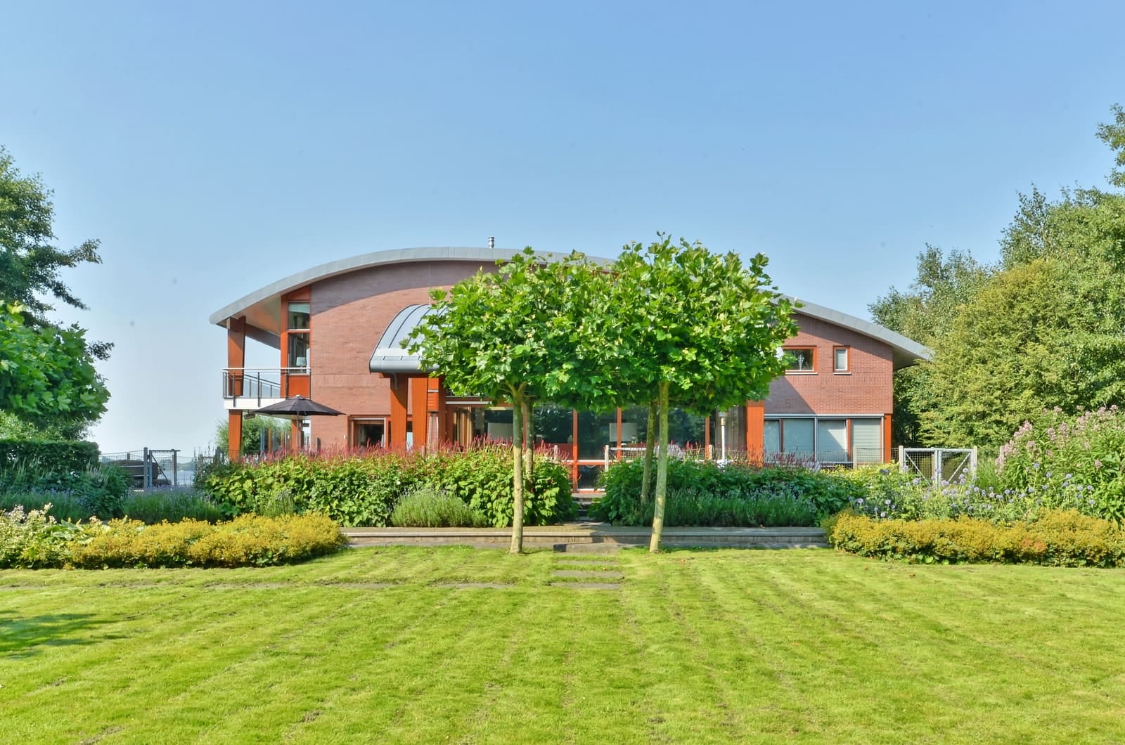 How to Automate Invoicing Your Lawn Care Business