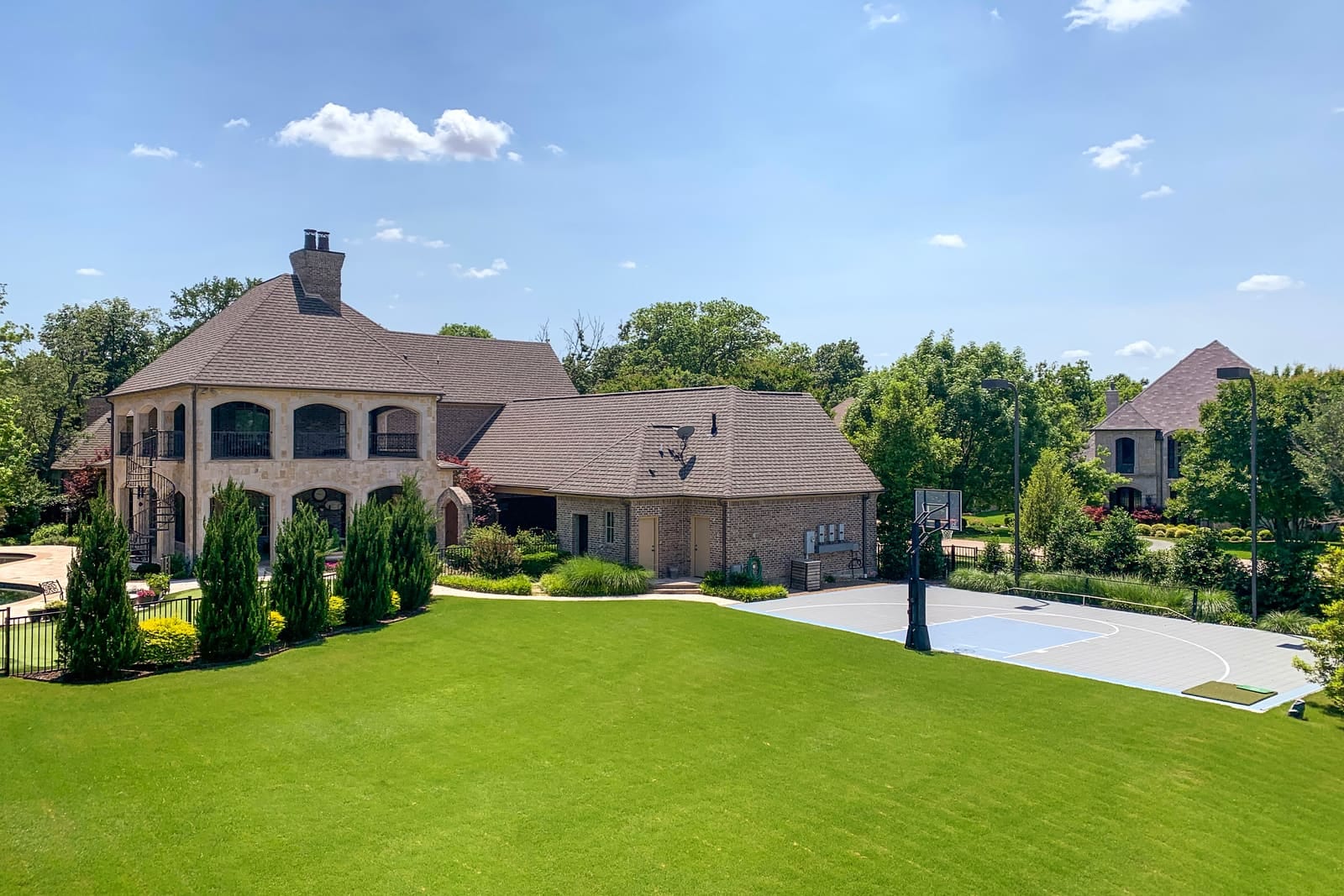 How to Optimize Routes for Your Lawn Care Business